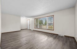 210 2nd St, Ross, ND 58776