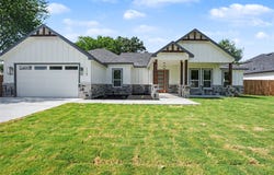 115 Dennis Drive, Azle, TX 76020