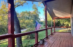 9371 Village Lane, Ozawkie, KS 66070