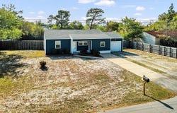 33 Riegel Drive, Hubert, NC 28539