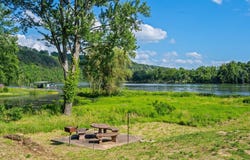 261 Cedar Point Road, Forsyth, MO 65653