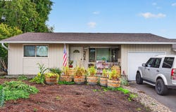 300 N Morton St, Newberg, OR 97132