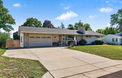 7538 Carmen Avenue, Inver Grove Heights, MN 55076