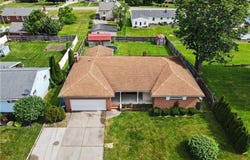 577 Geneva Avenue, Struthers, OH 44471