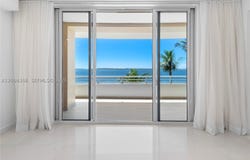808 Brickell Key Dr, Miami, FL 33131