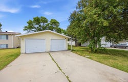 910-912 32nd Street N, Fargo, ND 58102