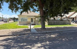 307 16th St, Burlington, CO 80807