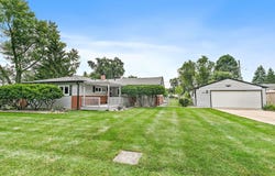 435 Kingman Lane, Hoffman Estates, IL 60169
