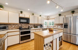 710 N Burghley Ave, Ventnor, NJ 08406
