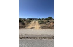 Red Apple Avenue, Tehachapi, CA 93561
