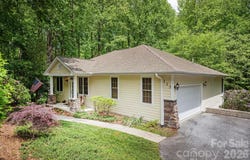 113 CHANCERY Court, Flat Rock, NC 28731