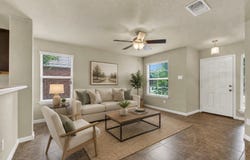 401 Summerside Ave, Lockhart, TX 78644