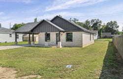 809 Forrest Ave E, Wynne, AR 72396
