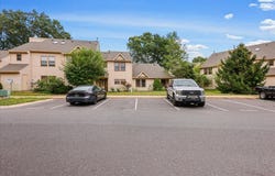 607 Bluebell Dr, Jackson, NJ 08527