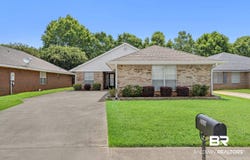 2668 Hampton Park Circle, Foley, AL 36535
