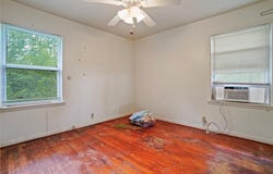 2109 Wayside Drive, Bryan, TX 77802
