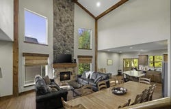 166 Streamside Drive, Hollister, MO 65672