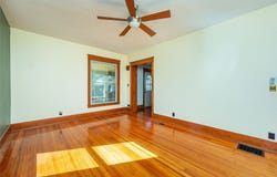 615 N 1st Avenue, Winterset, IA 50273