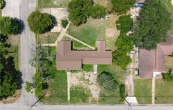 801 E 1st Street, Alice, TX 78332
