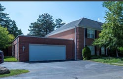 2 Hickory Hill Road, Buffalo, NY 14221
