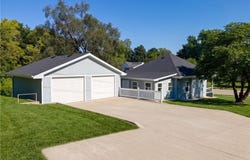 300 W 7th Street, Trenton, MO 64683