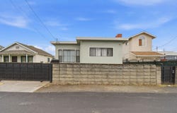 8715 E ST, OAKLAND, CA 94621