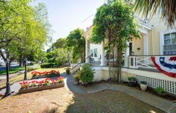 955 S 5TH St, CoosBay, OR 97420
