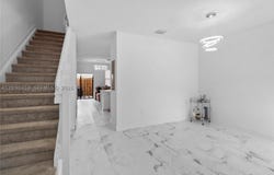957 NE 211th St, Miami, FL 33179