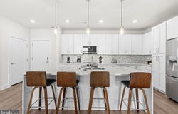 1761 OLD MEADOW Road, MCLEAN, VA 22102