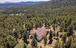 221 Rockledge Cir, Lyons, CO 80540