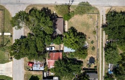 301 Holly Ave, Luling, TX 78648