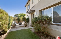 5816 W 85th Pl, Los Angeles, CA 90045