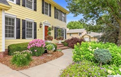 16010 Davenport Street, Omaha, NE 68118
