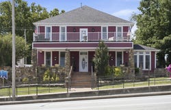 214 W Main Street, Branson, MO 65616