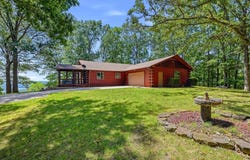 136 Oak Forest Circle, Cape Fair, MO 65624