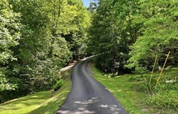 121 Forest Run Rd, Whittier, NC 28789