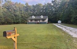 906 Buffalo Tr, Clarkrange, TN 38553