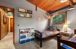 7 Sam Hall Drive, Plymouth, NH 03264