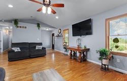 4753 Holloway Road, Adrian, MI 49221