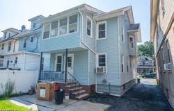 159 E Grant Ave, Roselle Park Boro, NJ 07204-2026