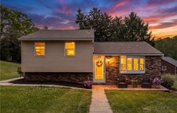 419 Patsy Dr, Gibsonia, PA 15044