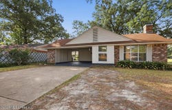 110 Van Doren Drive, Pearl, MS 39208