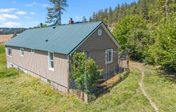 2083 MARBLE VALLEY-BASIN Rd, ADDY, WA 99101