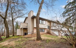 818 Sherwood Road, Shoreview, MN 55126