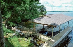 25 Chippewa Point Road E, Hammond, NY 13646