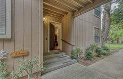 195 Del Monte LN, MORGAN HILL, CA 95037