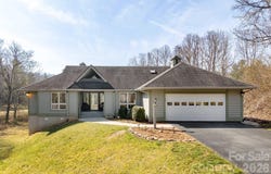 132 Broadmoor Drive, Flat Rock, NC 28731