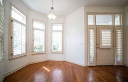 137 HARBOR POINT Ln, Memphis, TN 38103