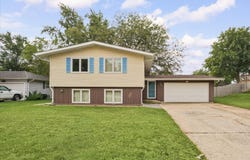814 Pinecrest Drive, Rantoul, IL 61866