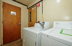 8805 Dee Road, Des Plaines, IL 60016